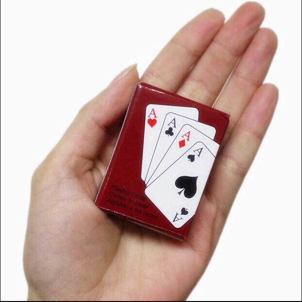 Bộ bài Poker in hình hoạt hình mini tỉ lệ 1:12 độc đáo dành cho nhà búp bê 55 lá hình khác nhau