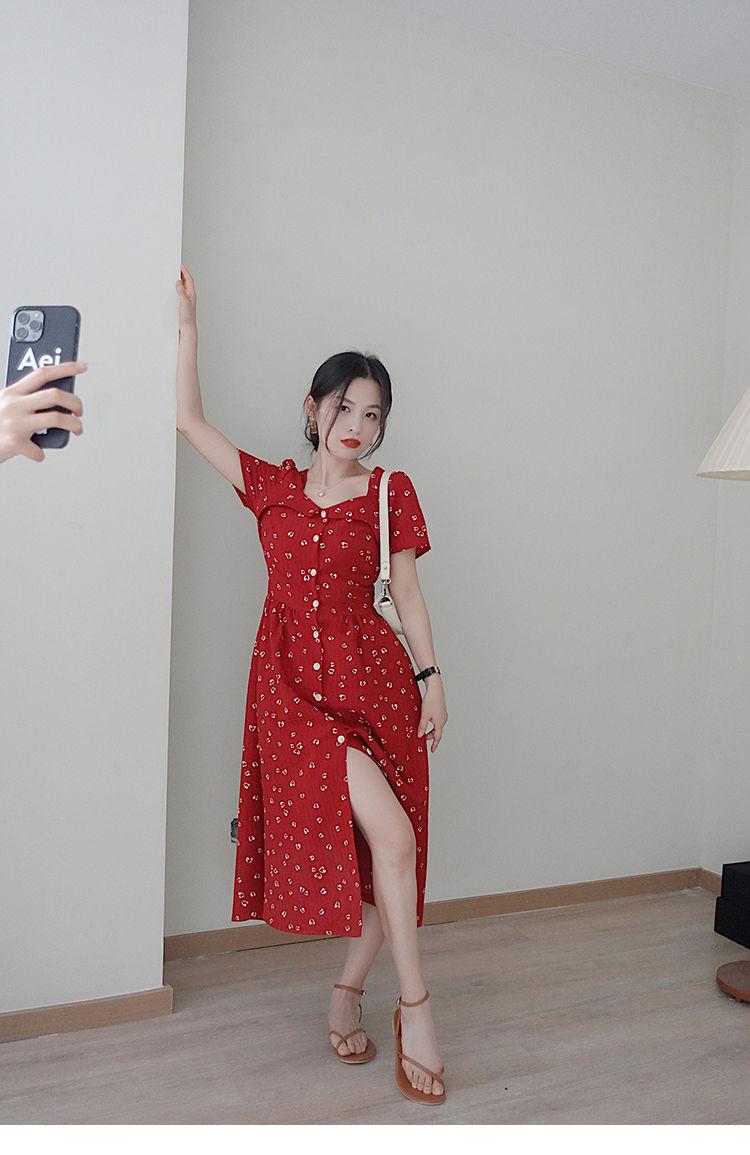 TOBE1SHOP 2023 mùa hè retro màu đỏ đầm nữ tính trà nghỉ váy cao cấp thắt lưng che thịt hiển thị gầy trung bình dài
