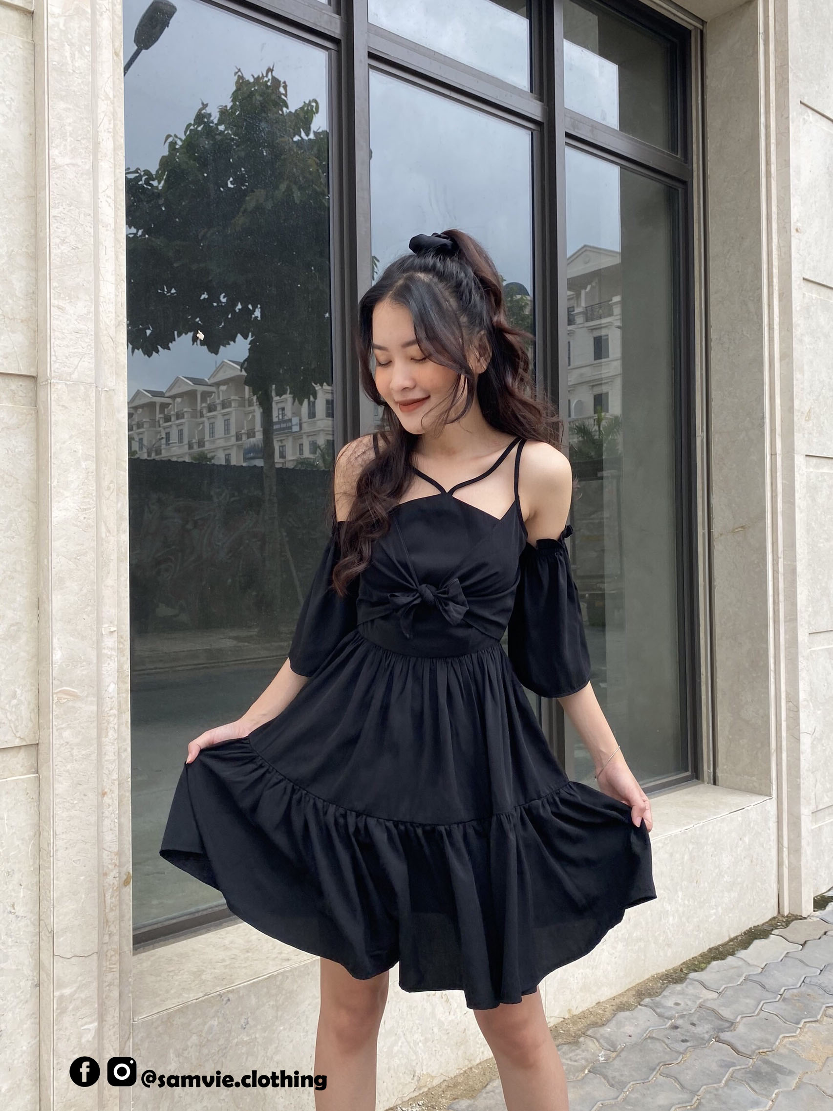 Đầm dây hở vai cá tính Samvie