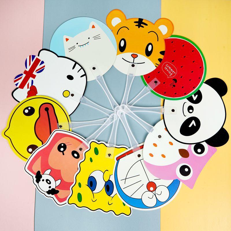 Quạt nhựa cầm tay kute Duashop