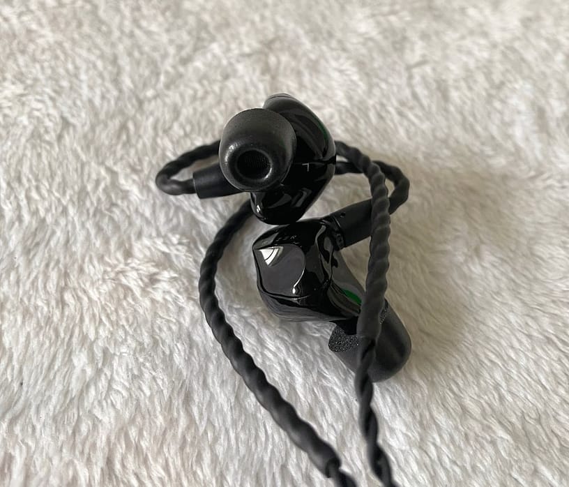 Tai nghe gaming IEM Razer Moray - Hàng chính hãng