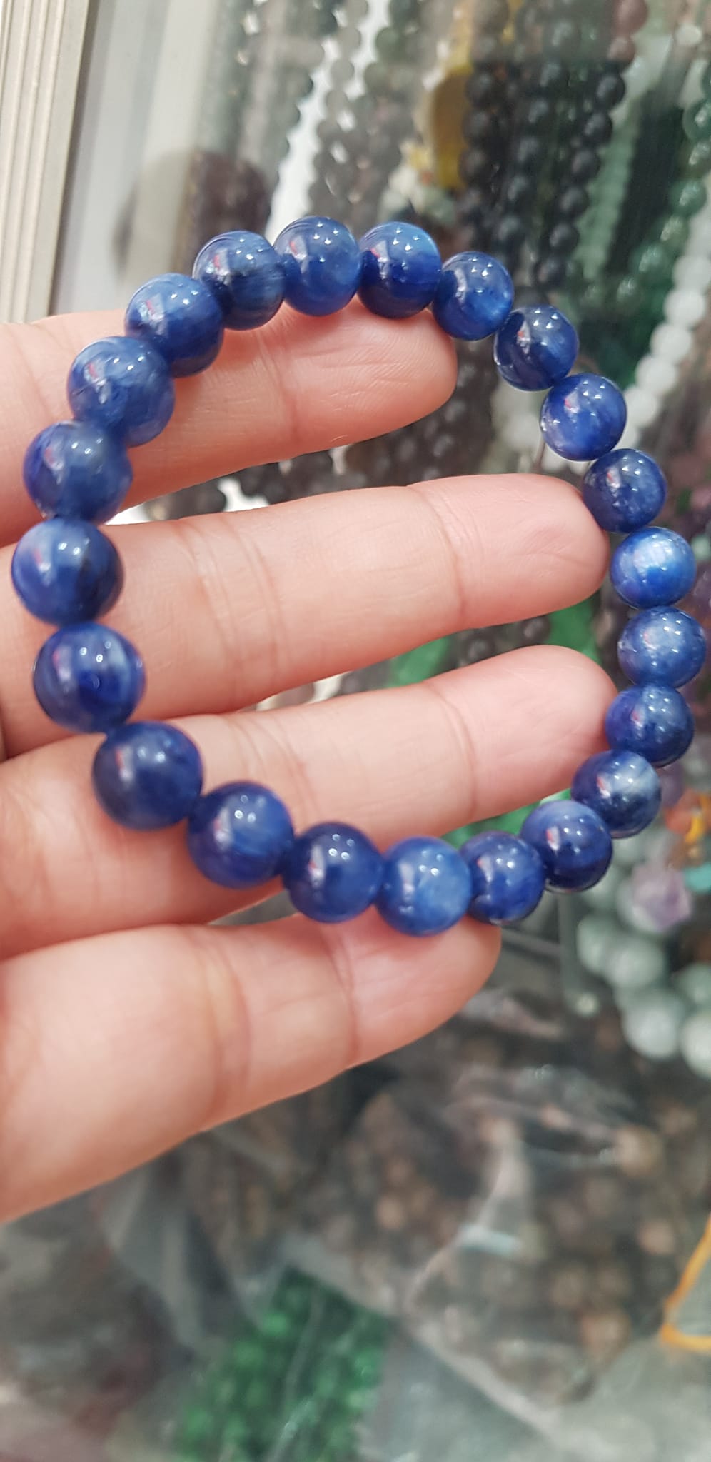 Vòng tay nữ đá kyanite tự nhiên cao cấp hay đá Sapphire nước xanh dương Đậm bóng đẹp 8,5mm nữ mệnh Thủy mệnh Mộc đeo ạ