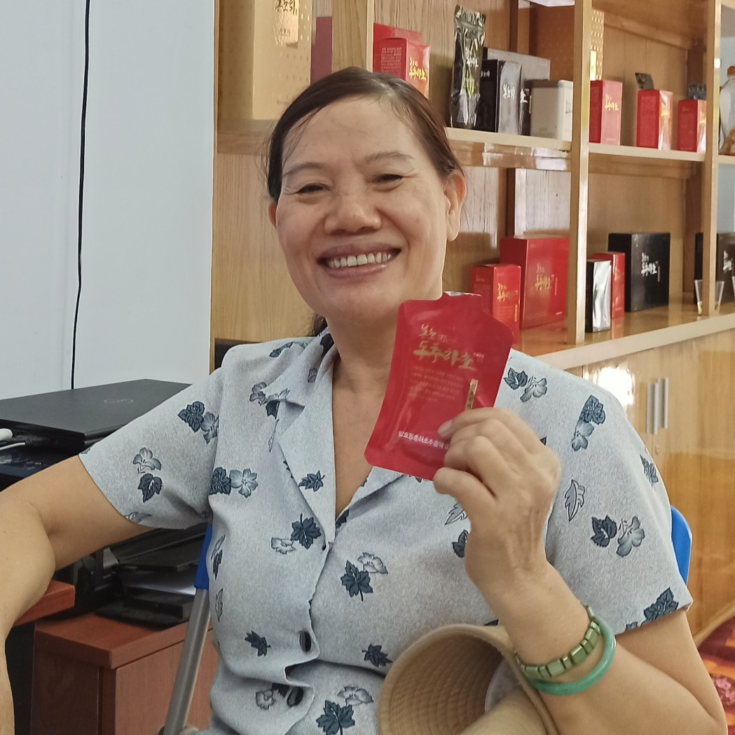Đông Trùng Hạ Thảo Lên Men Bonchowi Hàn Quốc Màu Đỏ Chiết Xuất 33.5%