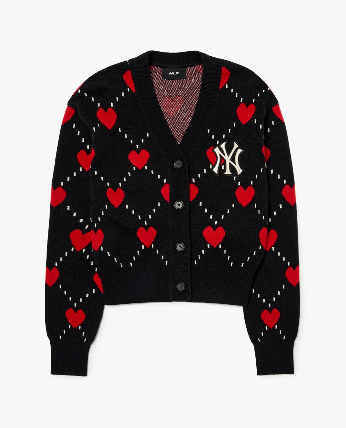 MLB - Áo khoác cardigan cổ V Heart All Over Crop 3FKCH0124