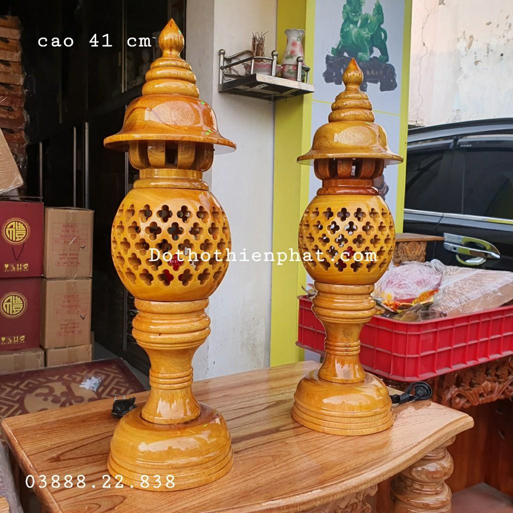 Cặp đèn thờ gỗ tràm bông vàng cao 41 cm loại 1