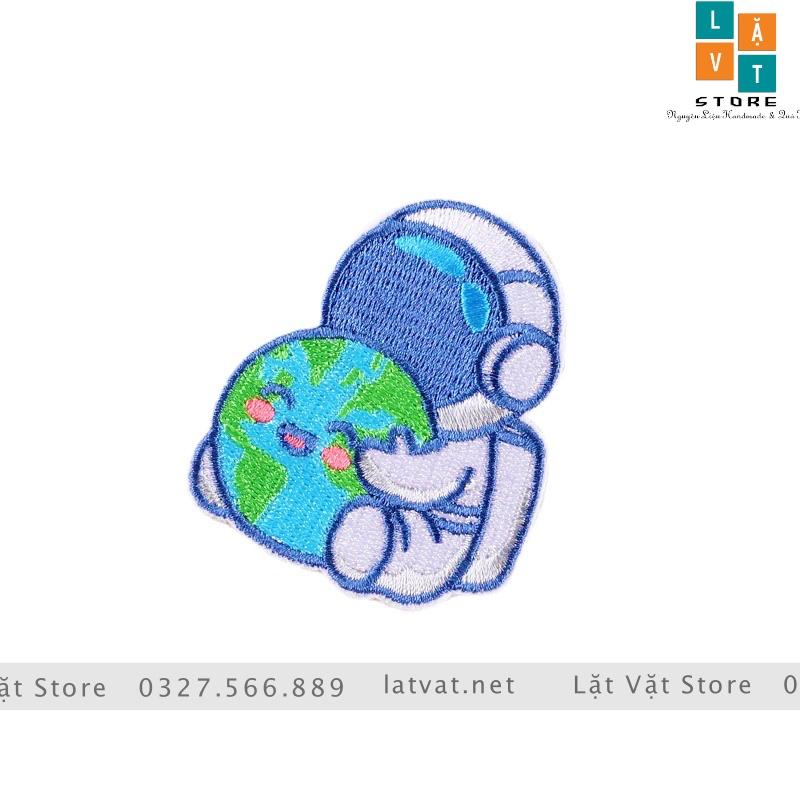 Patch ủi quần áo Phi hành gia vũ trụ 638 cực kì dễ thương, dán Vali, tủ lạnh, sticker dán quần áo.