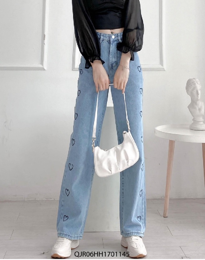 QUẦN BAGGY JEAN NỮ ỐNG SUÔNG IN TRÁI TIM