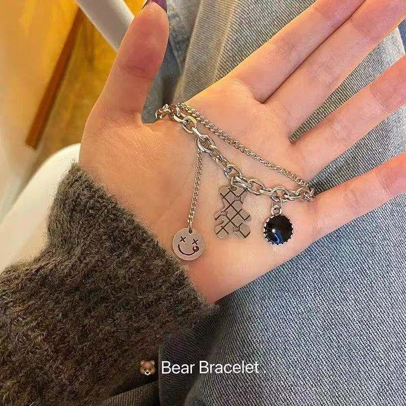 Vòng tay xích gấu kẻ