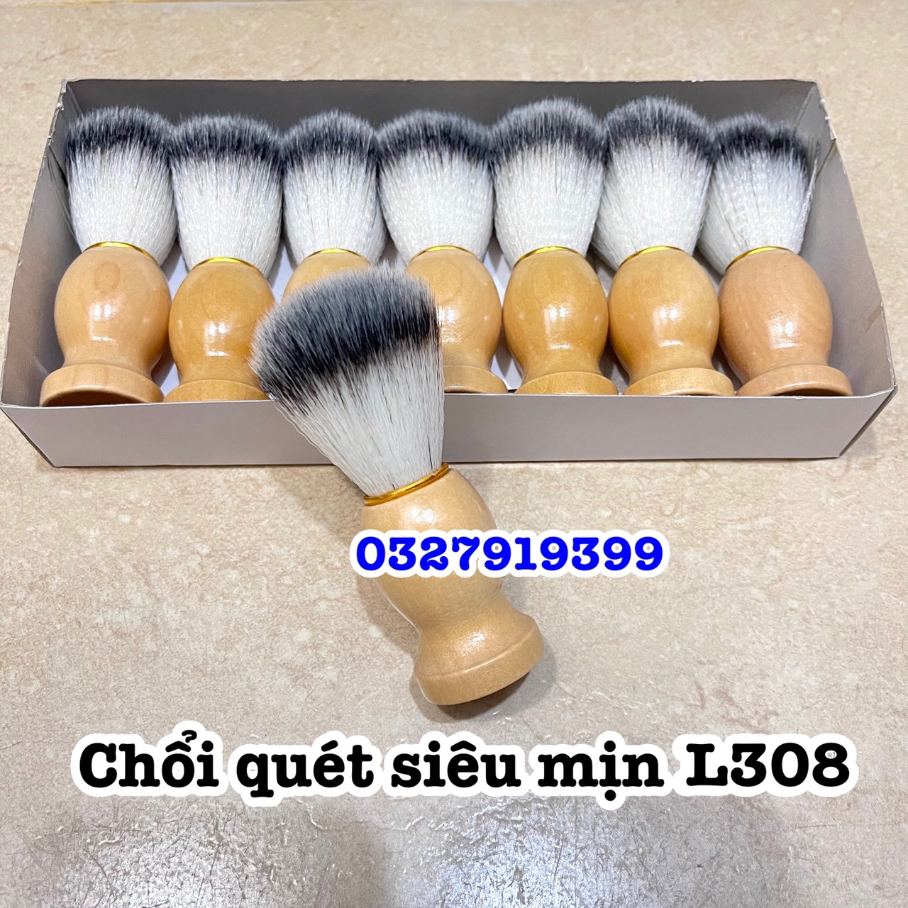 Chổi phủi tóc , chổi quét kem cạo râu - lông mịn L308