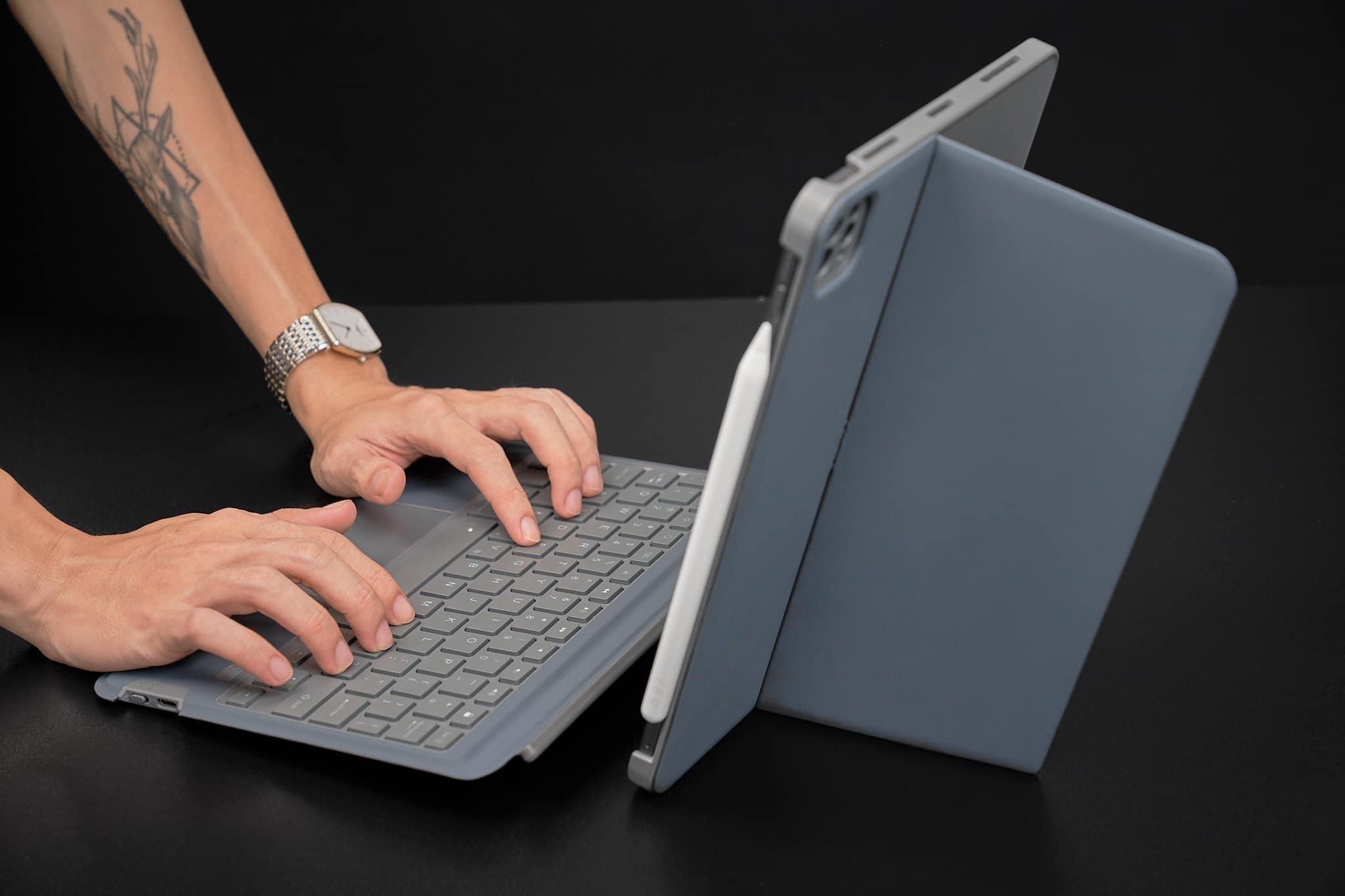 Bao da bàn phím WIWU Combo Touch Keyboard cho IPad Gen 10 2022 Pro 11 inch / M1 / M2 , Air 4 / 5 , Gen 9 10.2 inch - Hàng chính hãng