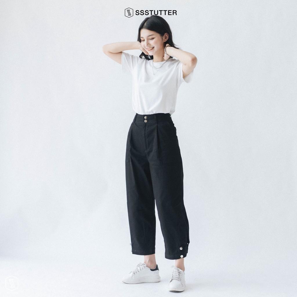 Quần dài nữ SSSTUTTER cạp cao đính khuy trẻ trung, hiện đại Wide Pocket Pants