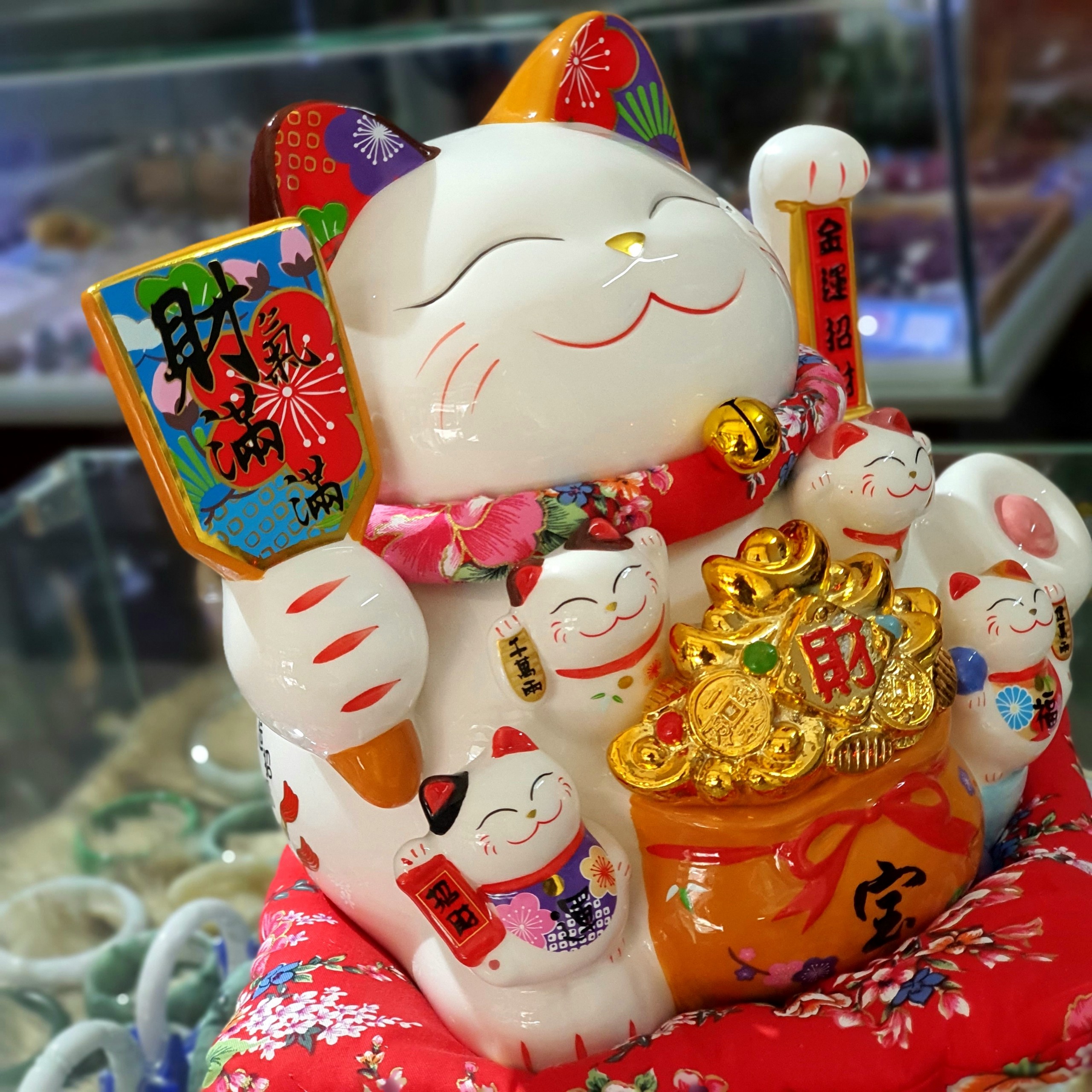 Mèo thần tài vẫy tay - Mèo Tài lộc may mắn Manekki Nekko Nhật Bản gốm sứ cao cấp ( Size Đại ) - MTT330