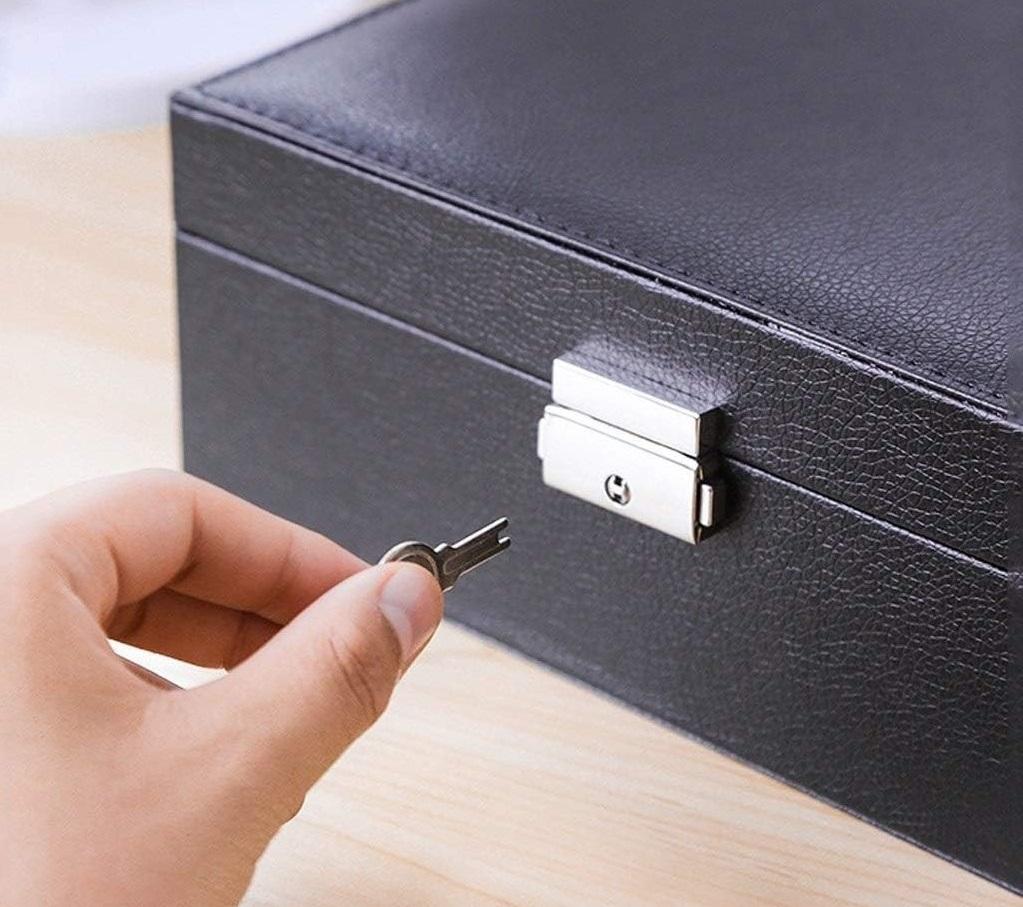 Hộp Đựng Trang Sức Phụ Kiện Bọc Da Hai Tầng Có Khóa – Màu sắc giao ngẫu nhiên