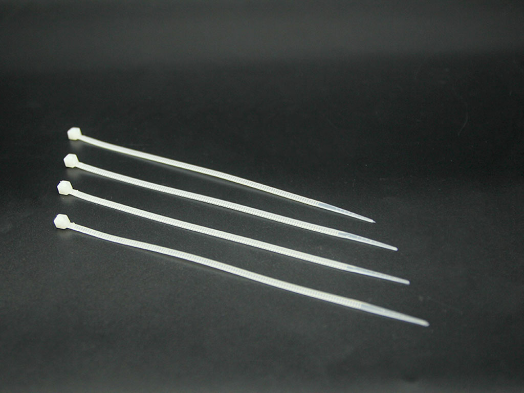 Dây rút buộc đồ  8x300mm