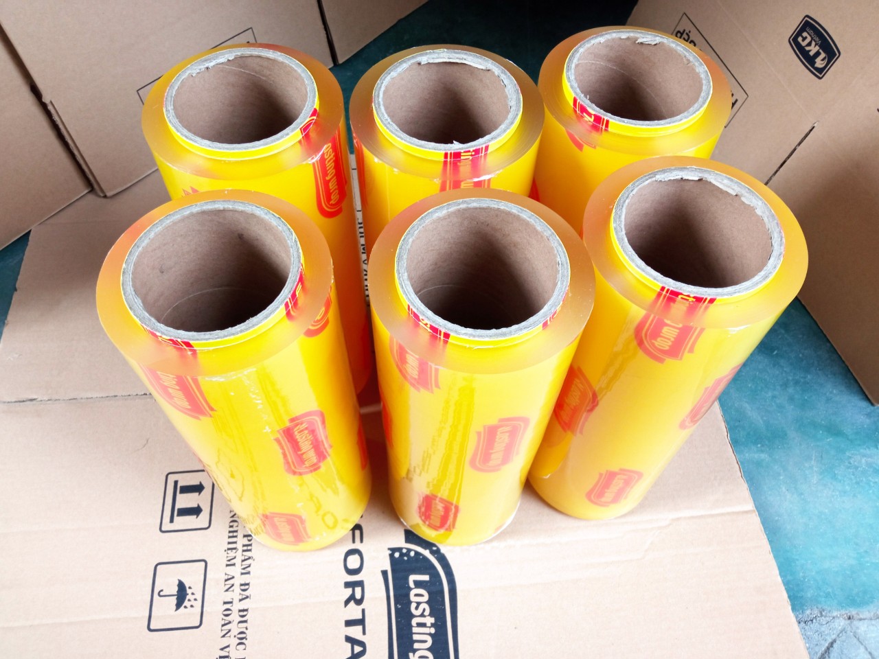 Màng bọc thực phẩm PVC lasting wrap 30cm×600