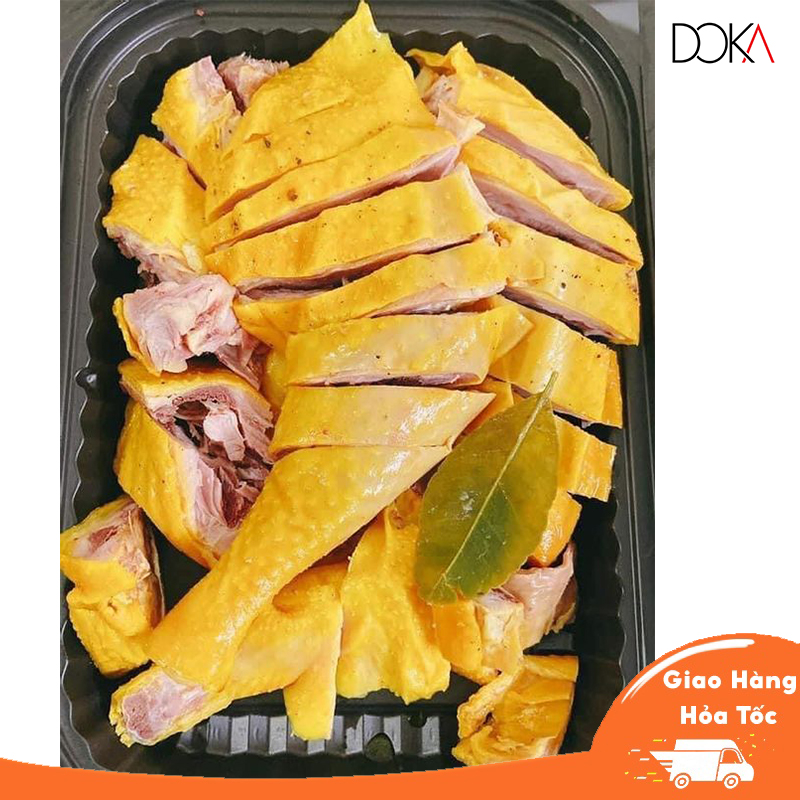 Gà ủ muối hoa tiêu  Doka Food da giòn, thịt dai ngon vị đậm đà từng xới thịt
