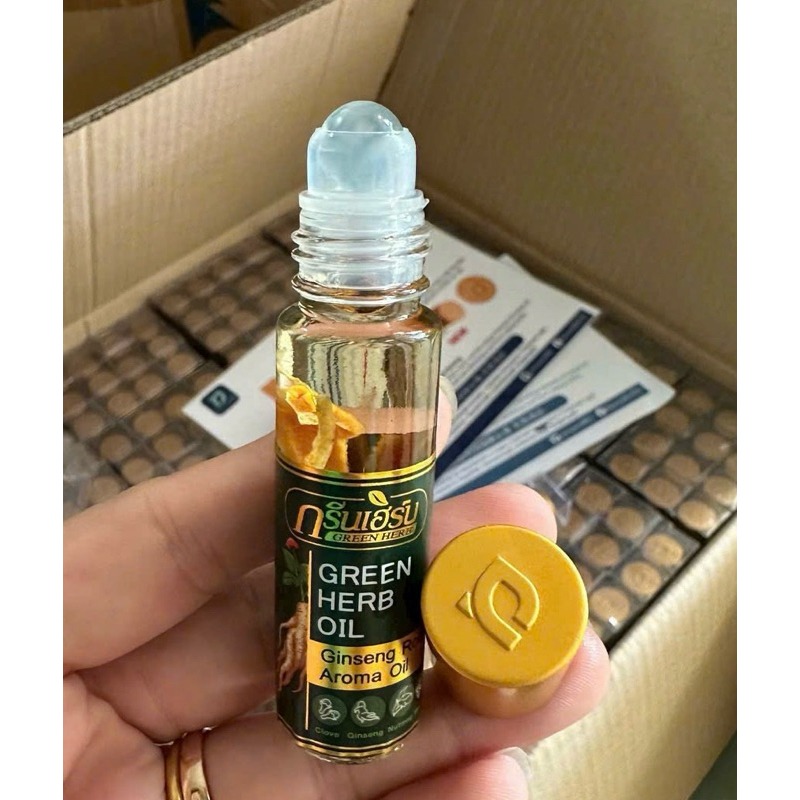 Dầu lăn nhân sâm Green Herb Oil Thái Lan