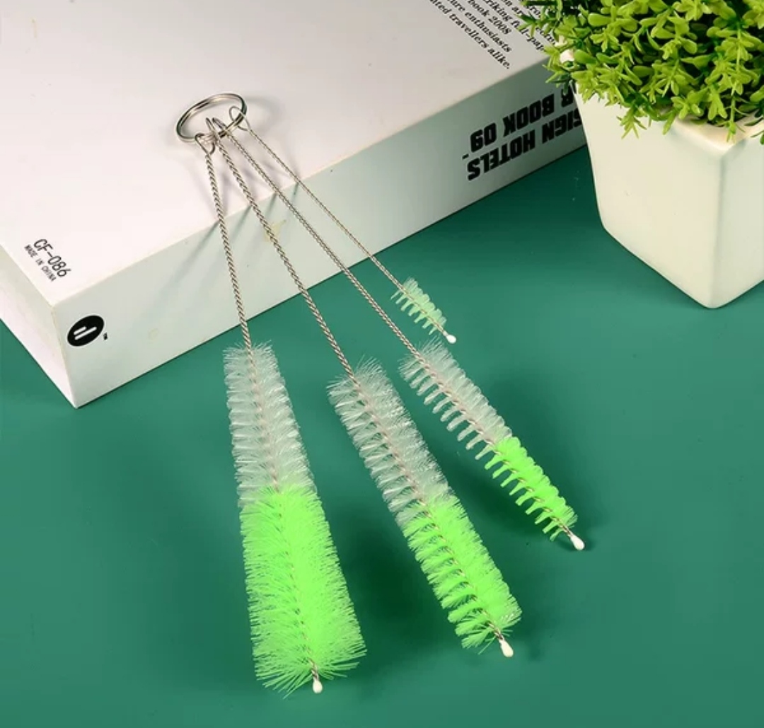 Gạt tàn chú voi đứng bằng đồng