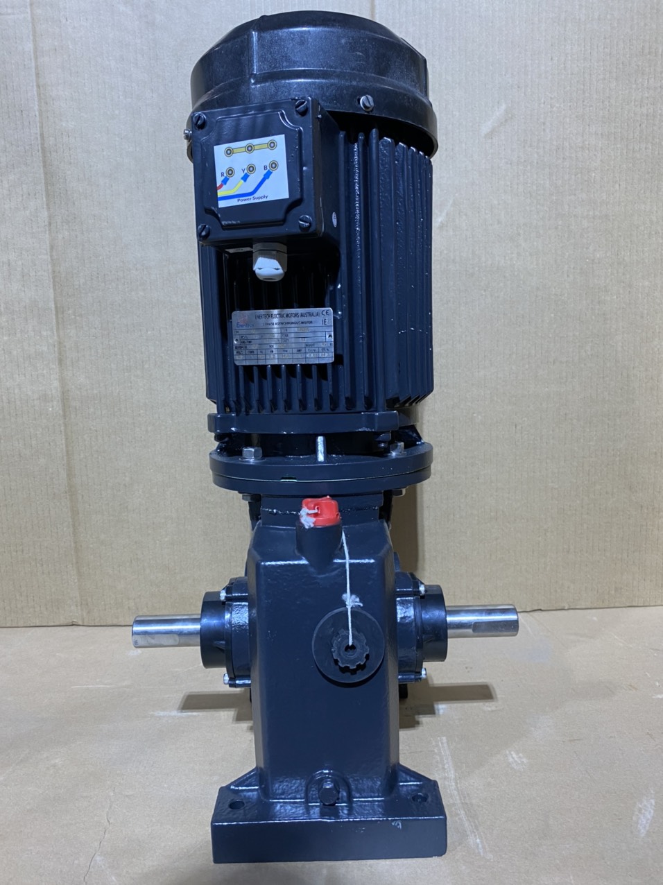 Motor quạt nước ao tôm Sagar 0.75kW 4P 3 pha 380V 50Hz  IE2 Class H - Hàng chính hãng