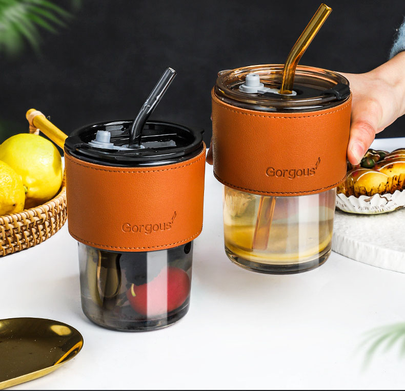 Cốc Thuỷ Tinh Bọc Da Sang Chảnh Kèm Ống Hút