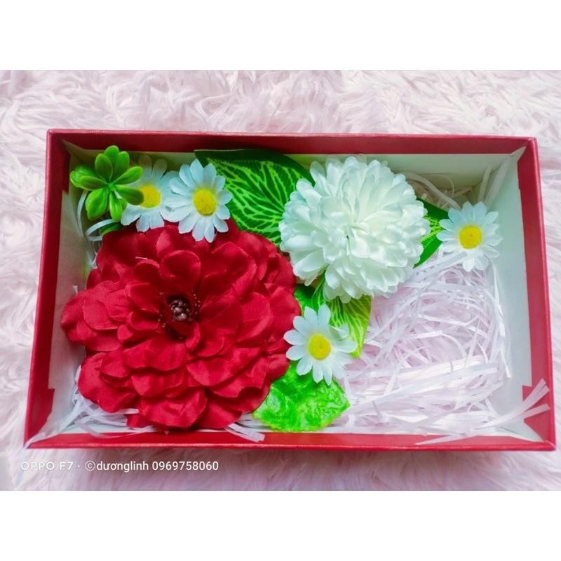 Hộp quà nắp kính trang trí sẵn, 21x16x7cm