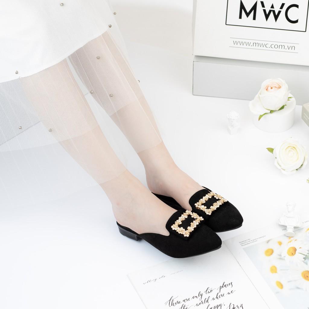 Sục nữ gắn khóa vuông đính hạt MWC NUDE- 3234