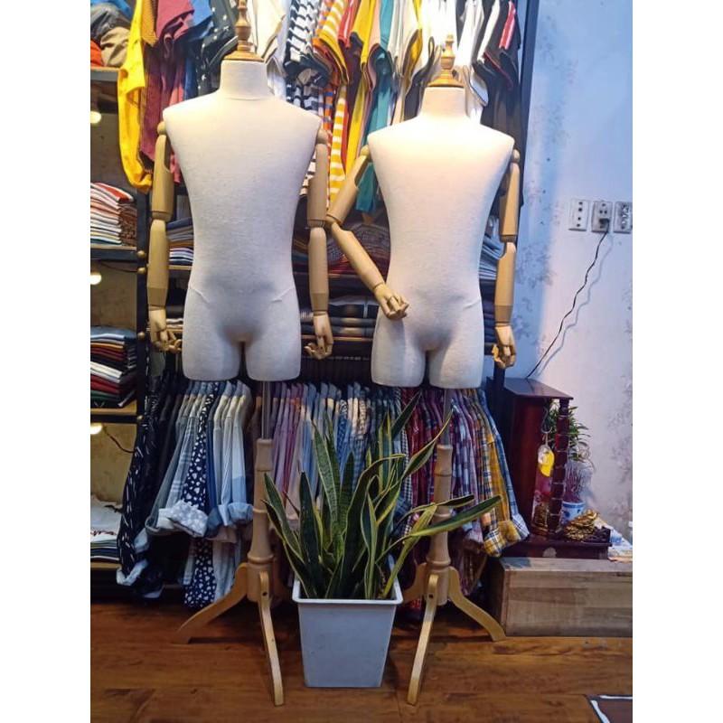 Manocanh nam tay gỗ