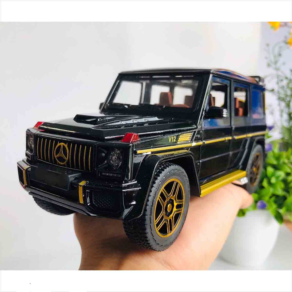 Mô hình xe Mercedes G63 AMG Kim loại sắt