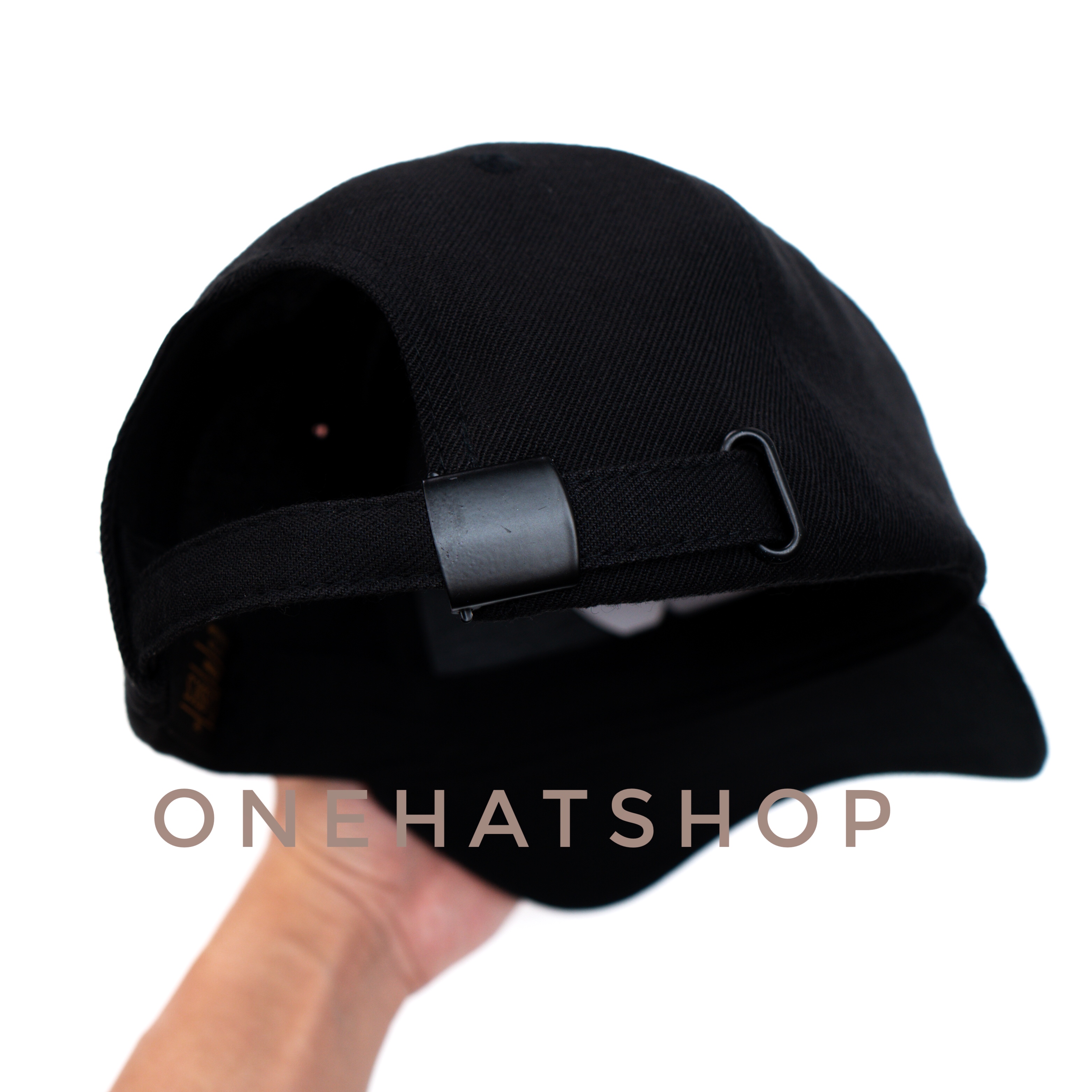 Nón lưỡi trai fom Baseball cap logo Ô vuông Marce.lo quai cài dây rút chất lượng cao