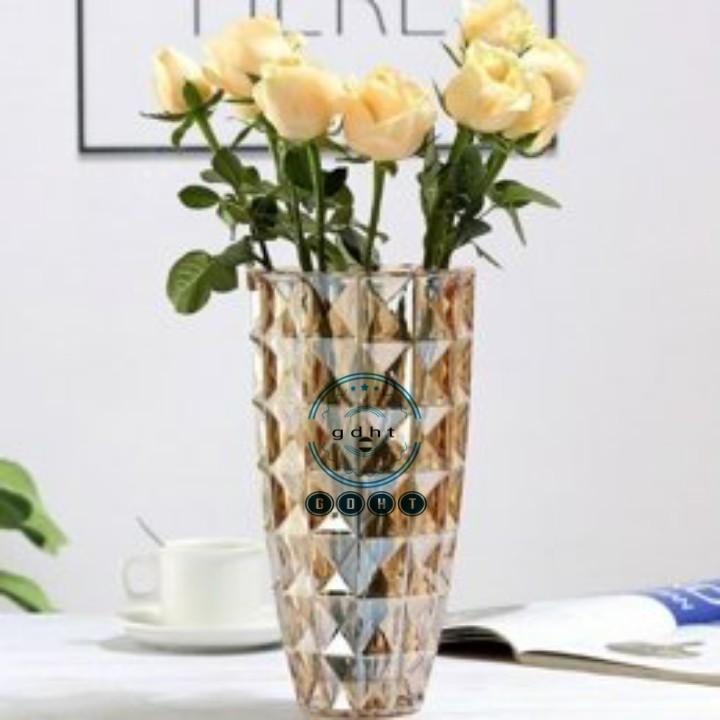 LỌ HOA THỦY TINH CAO 28 CM KIM CƯƠNG VIỀN VÀNG CAO CẤP