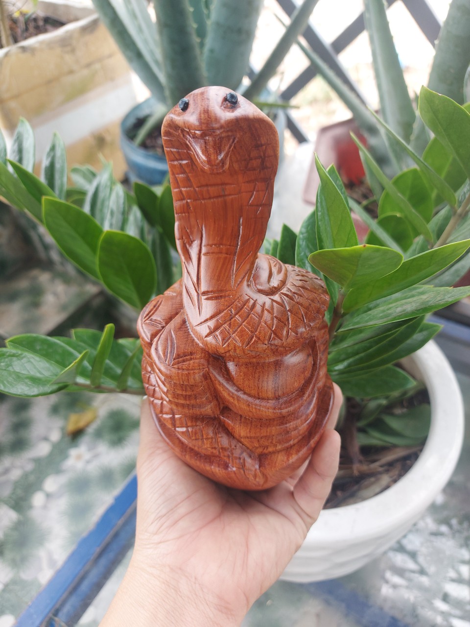 Tượng con Rắn gỗ hương nguyên khối cao 20 cm