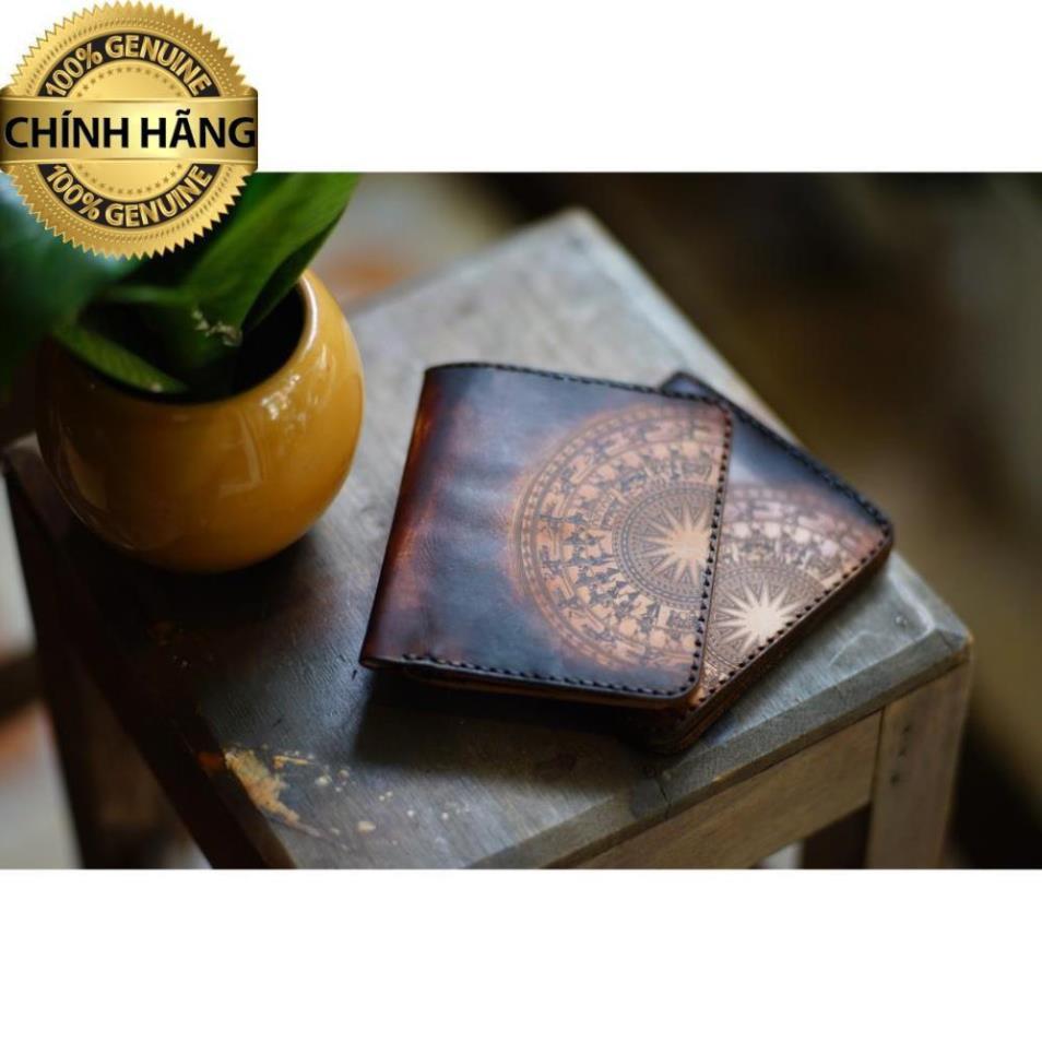 VÍ ĐỨNG TRỐNG ĐỒNG DA BÒ THẬT THUỘC BẰNG THẢO MỘC TỐT CHO SỨC KHỎE - MÀU MAHOGANY .