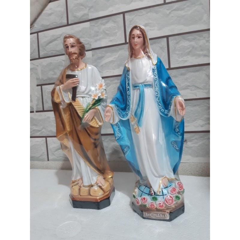 554. Tượng Thánh Giuse và Mẹ Maria