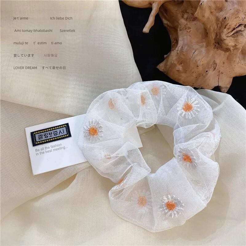 Dây buộc tóc hoa cúc cho bạn gái