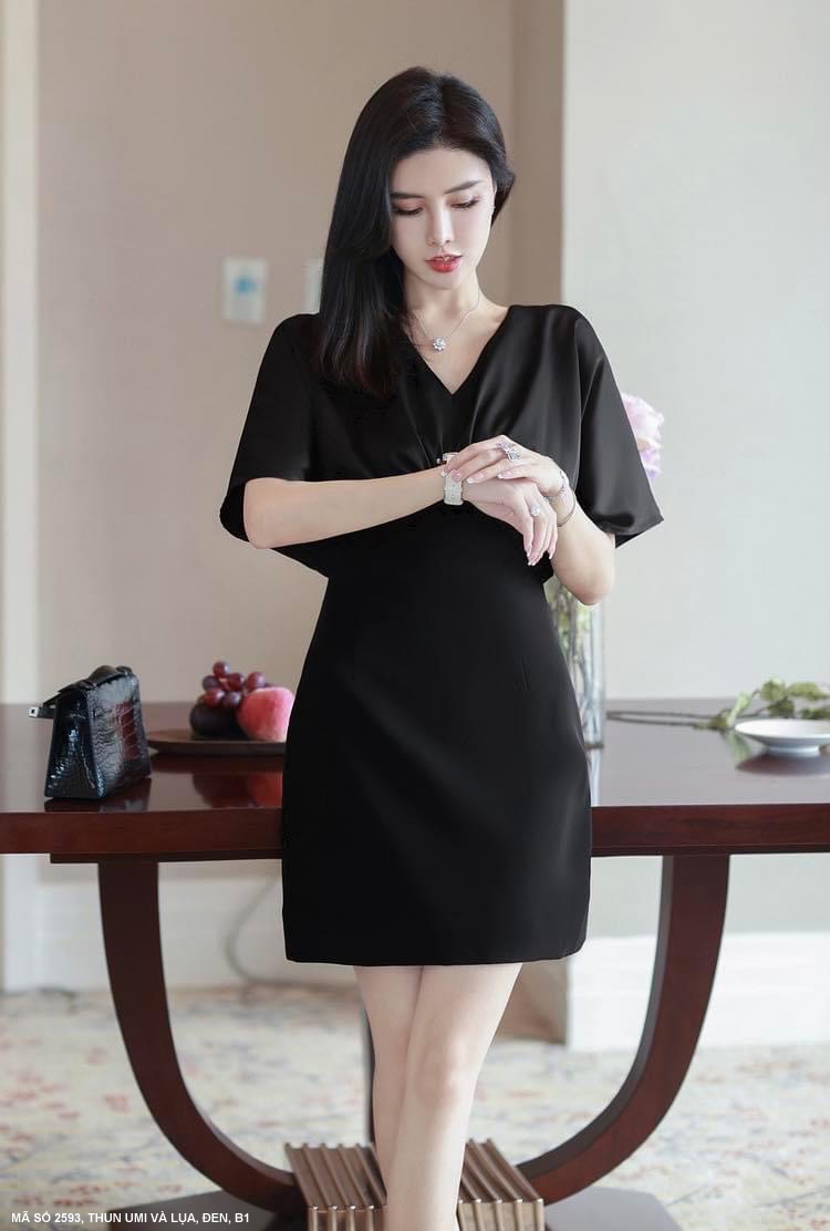 ĐẦM DẠO PHỐ CỔ TIM TAY CÁNH DƠI