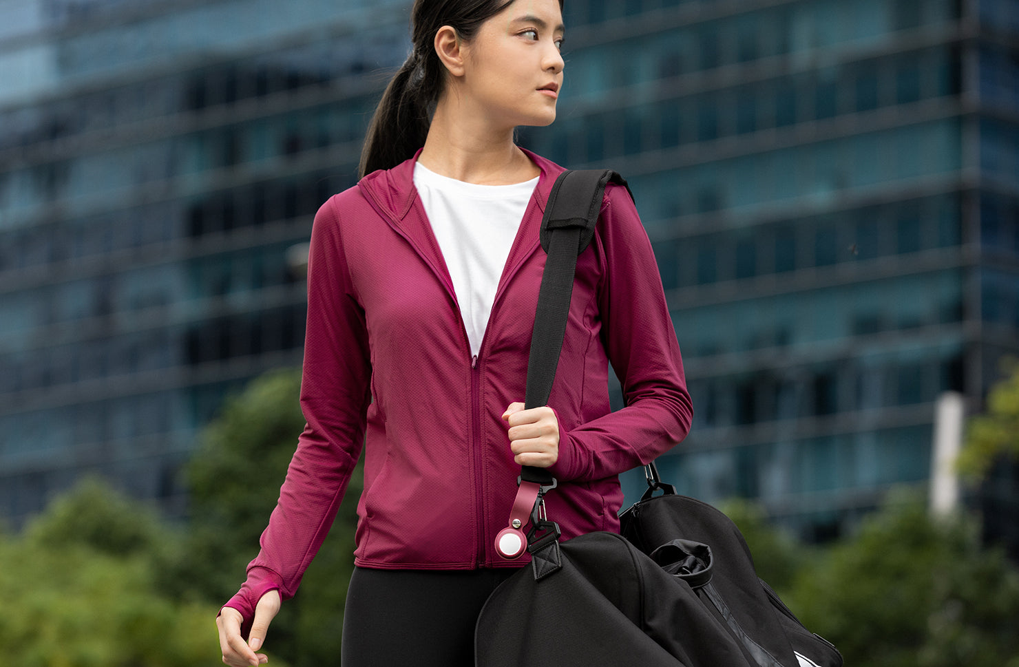 Bao Case Vỏ Bảo Vệ UNIQ Vencer cho AirTag - Hàng Chính Hãng