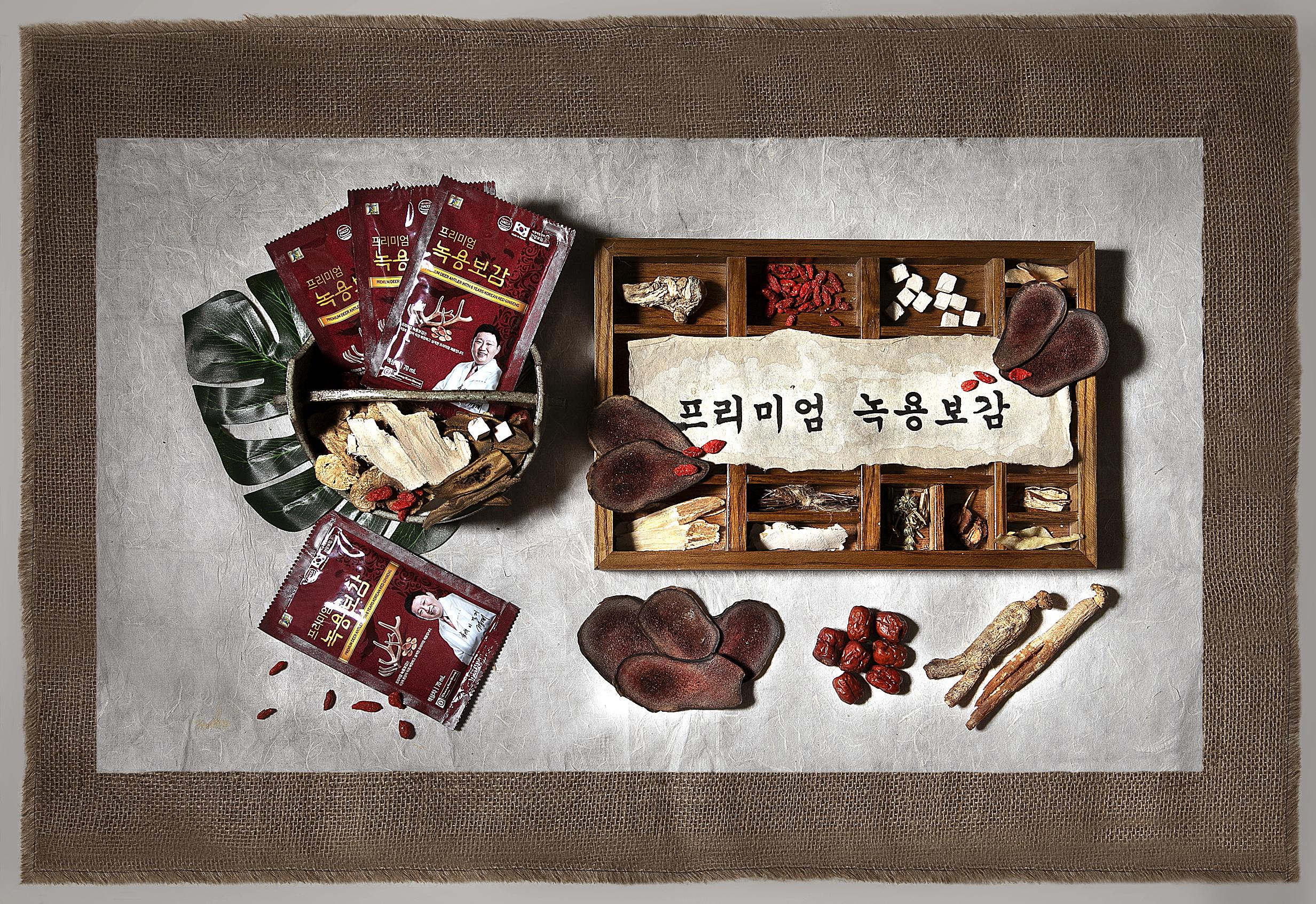 Hộp 10 gói Chiết Xuất Nhung Hươu Và Hồng Sâm Hàn Quốc 6 Năm Tuổi