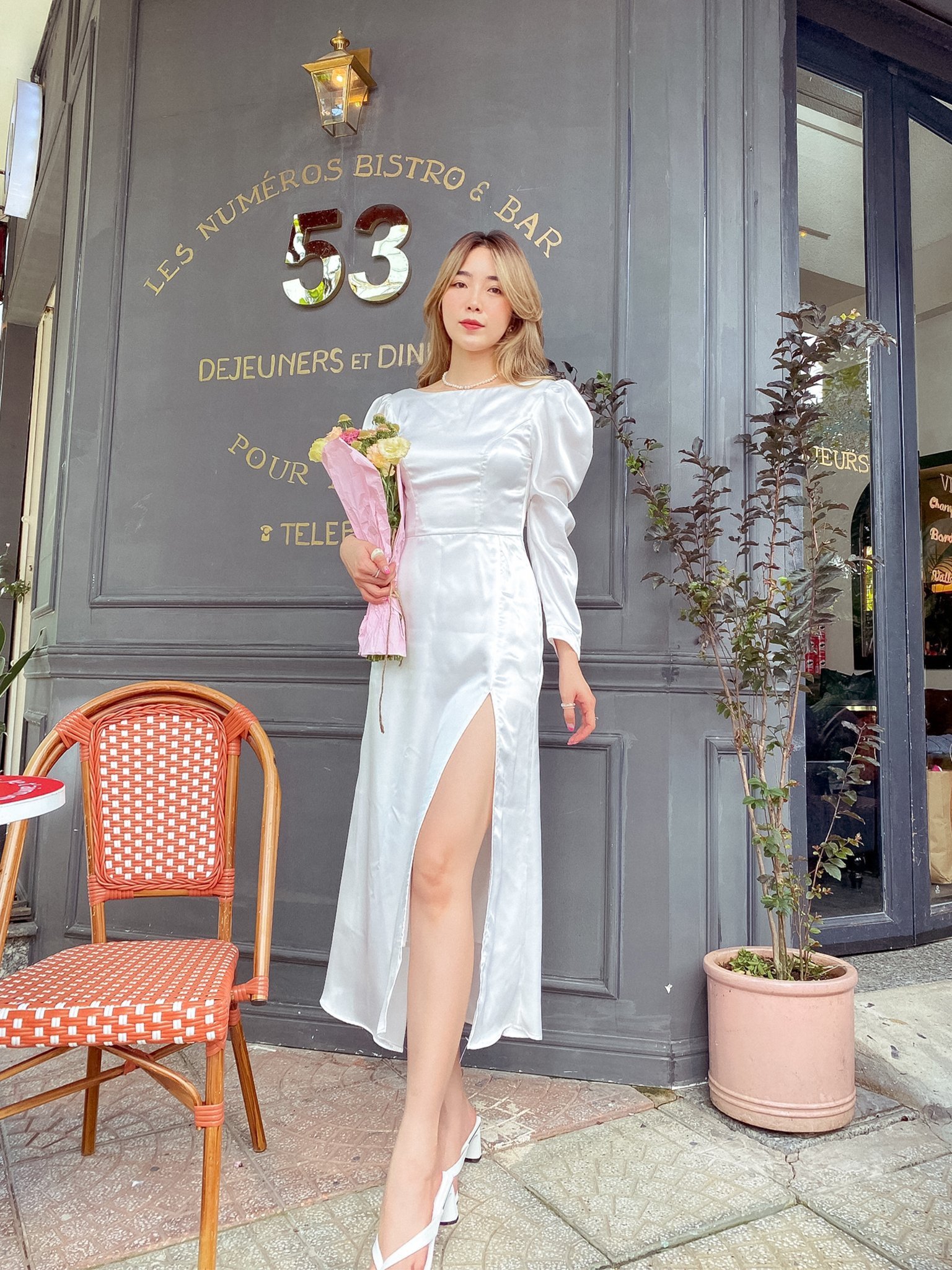 Đầm lụa trắng tay phồng khoét lưng Rivie Dress Gem Clothing SP060650