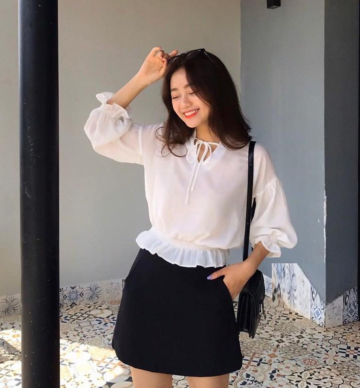 CHÂN VÁY UMI ĐEN DÁNG NGẮN