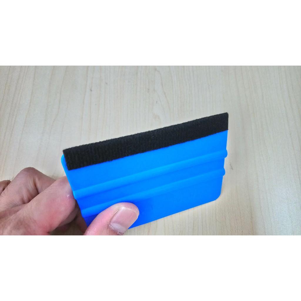 Dụng cụ vuốt decal