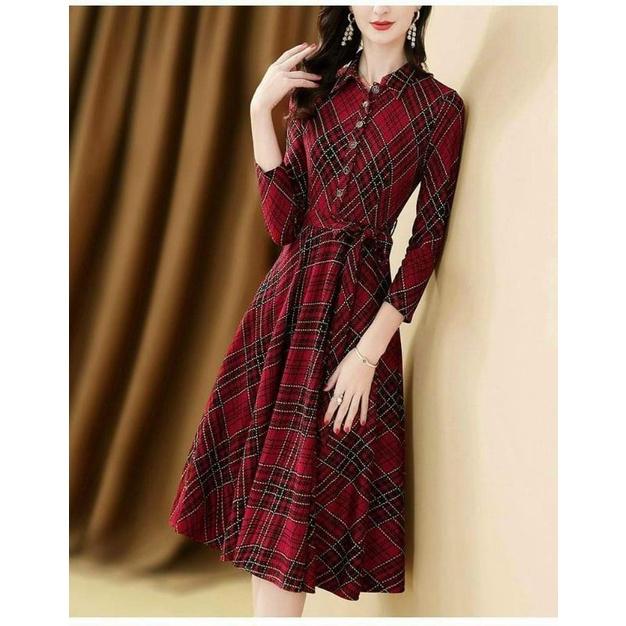 HÀNG NHẬP - ĐẦM THUN XÒE CARO KẺ ĐỎ