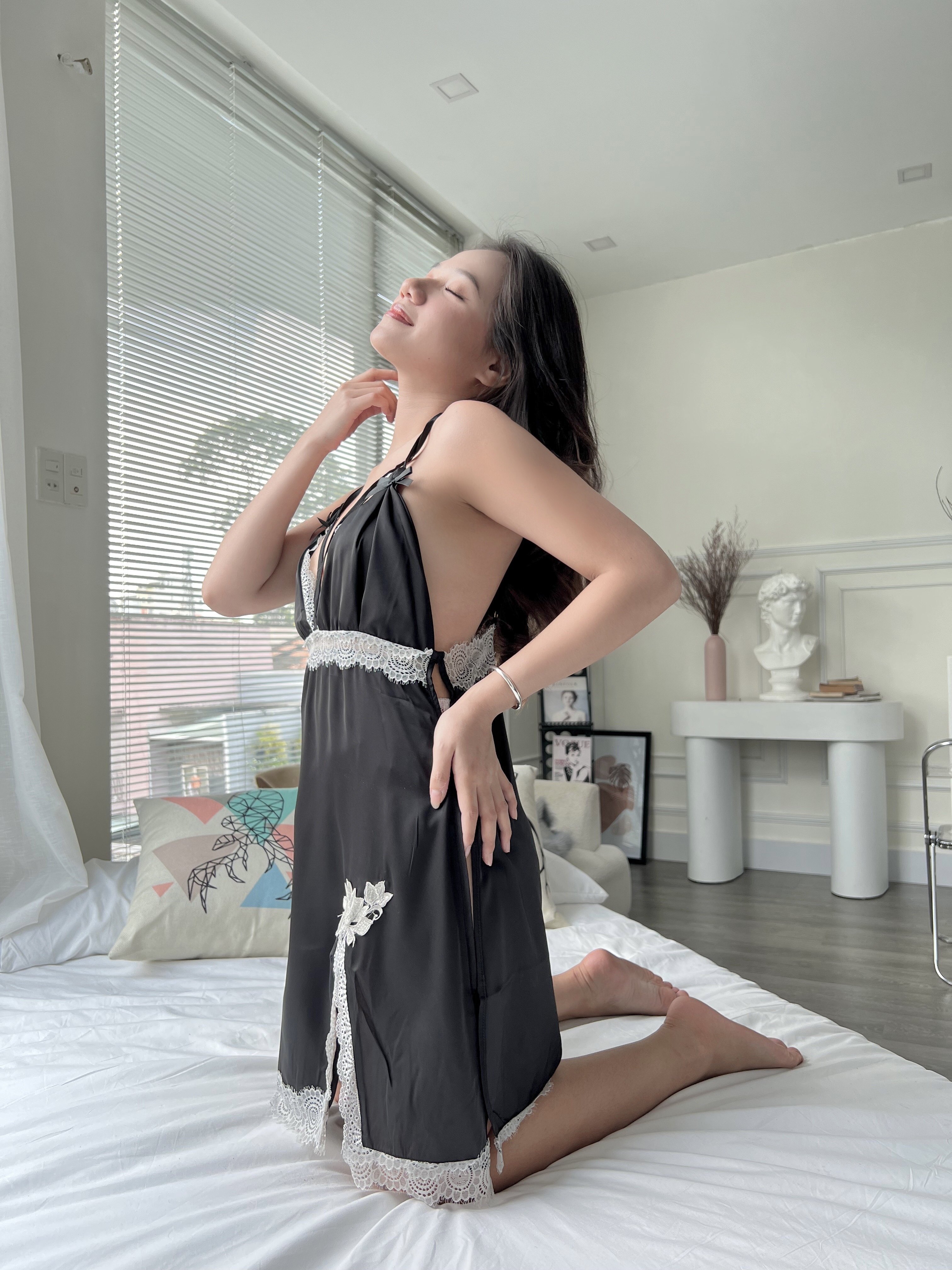 Váy ngủ lụa hai dây hở lưng sexy P1 - Đầm ngủ nữ cao cấp gợi cảm - Đồ ngủ nữ sexy