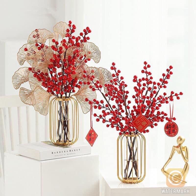 CÀNH LÁ TÁO VÀNG VÀ LÁ KHUYNH DIỆP GIẢ CẮM ĐÀO ĐÔNG DECOR TRANG TRÍ NGÀY TẾT