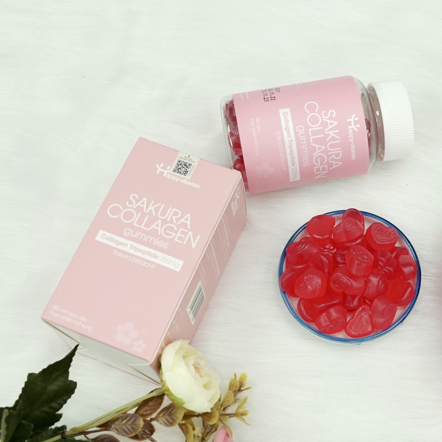 Kẹo dẻo hỗ trợ đẹp da ngăn ngừa lão hóa Happy Vitamin Sakura Collagen gummies giúp bổ sung Collagen Tripeptide 200mg. Hộp 60 viên