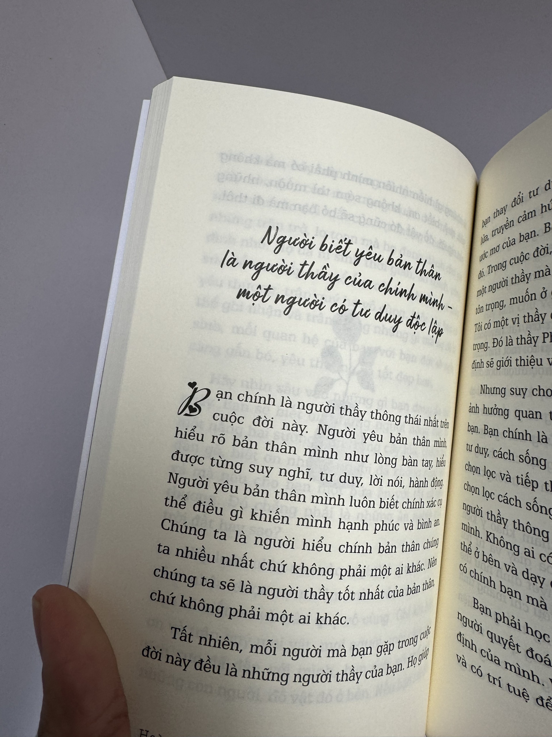 YÊU THƯƠNG BẢN THÂN, CHINH PHỤC CUỘC ĐỜI – Hoàng Nga – NXB Lao động – ThaiHa Books