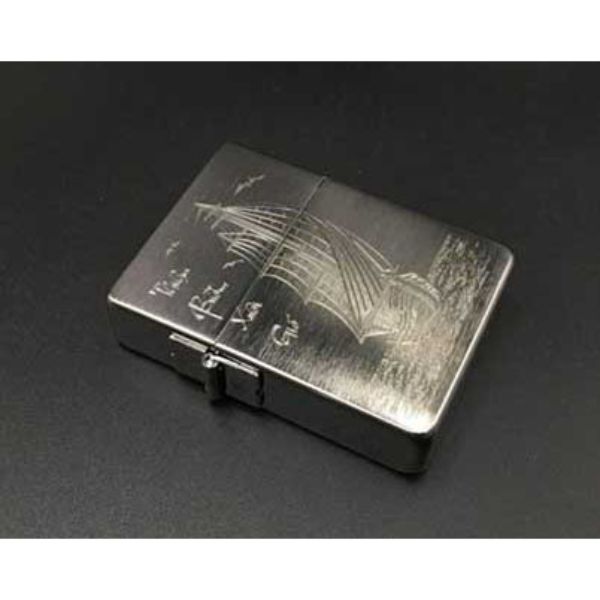 Bật Lửa ZIPPO 1935.25 KHẮC THUẬN BUỒM XUÔI GIÓ 11 – 1935.25.TBXG11