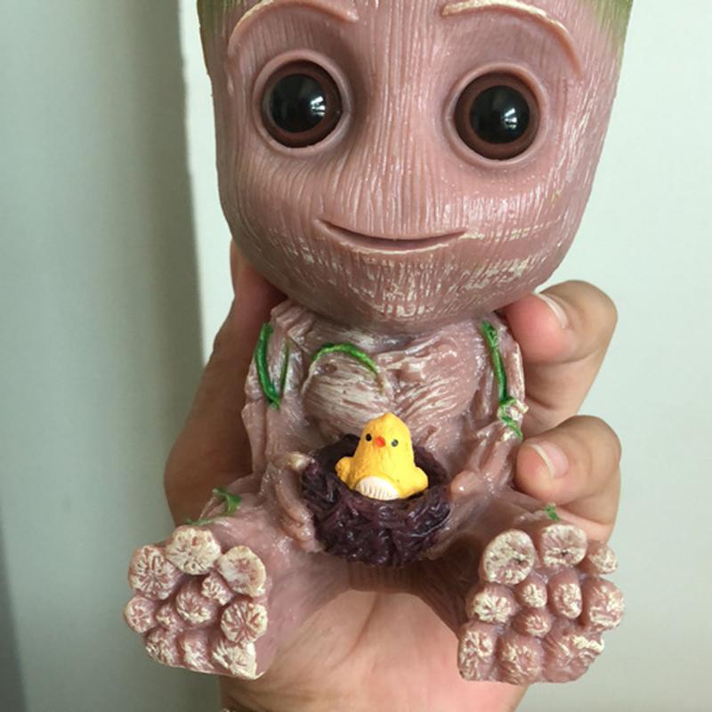 MARVEL Chậu Cây Hình Nhân Vật Groot Trong Phim Vệ Binh Dải Ngân Hà