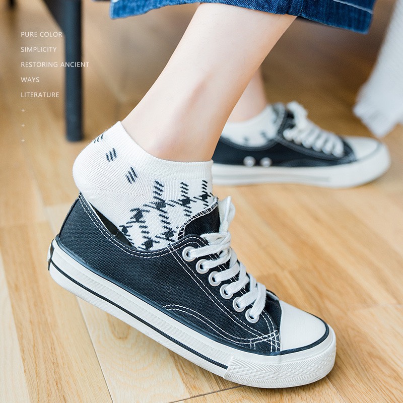 Set 5 Đôi Tất Cổ Ngắn Họa Tiết Caro Màu Sắc Tươi Sáng Kiểu Dáng Trẻ Trung TN58