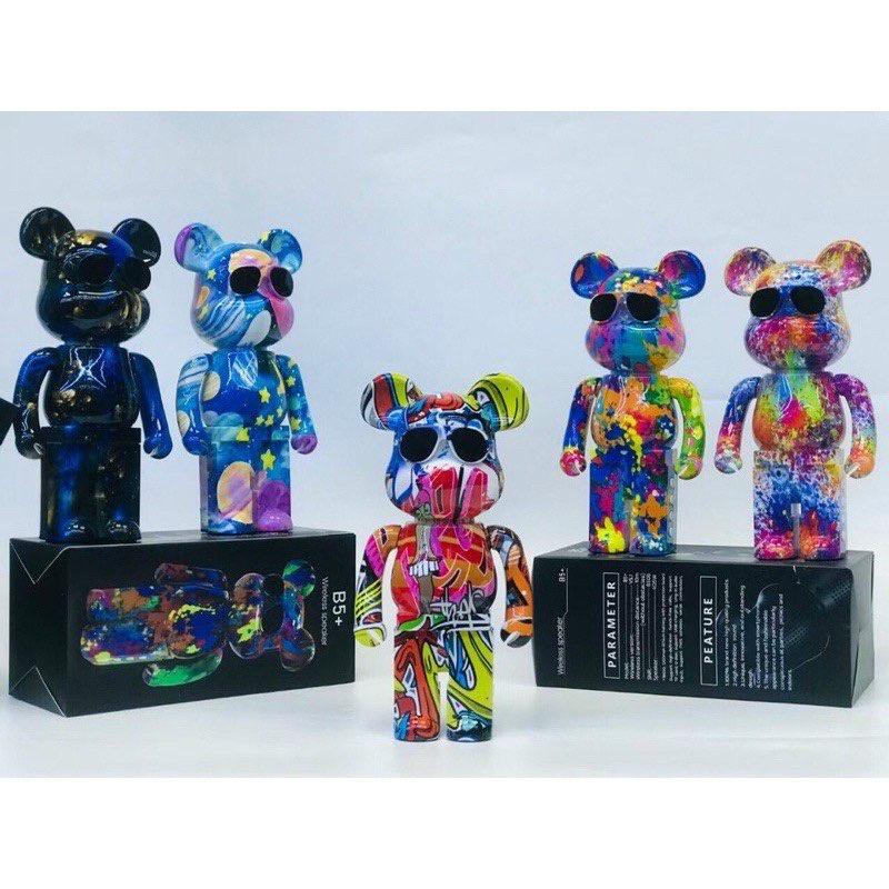 Loa bluetooth mini loại tốt giá rẻ bass mạnh cao cấp nghe nhạc Bearbrick B5 Plus - Chất liệu nhựa ABS