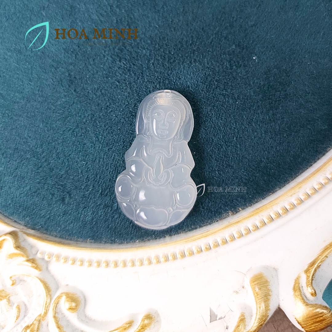 Mặt dây chuyền đá Mã Não A Phật Bà Quan Âm size 36.8x21mm phong thái từ bi, điềm nhiên may mắn